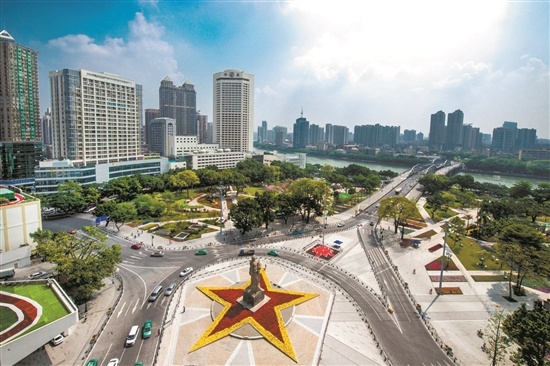 广州解放纪念碑.jpg